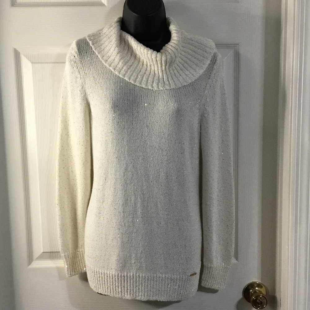 Gorgeous Michael Kors Cream Cowl Neck Sweater, Size Medium.